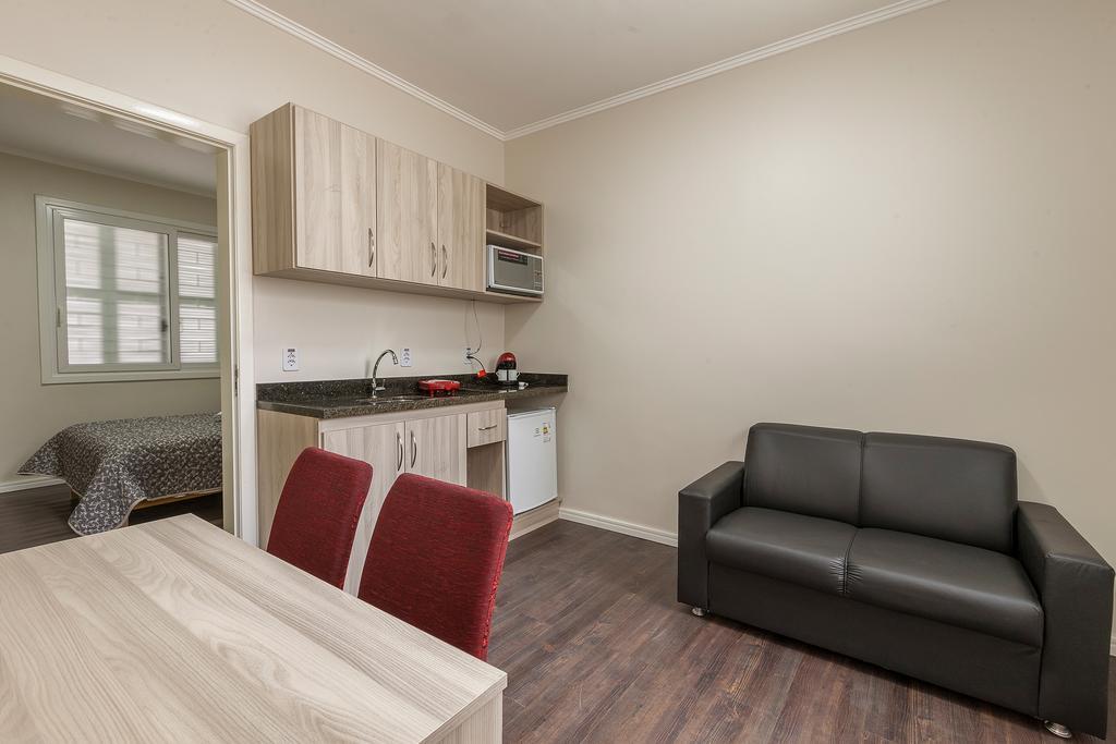 Gonçalves- Próximo A Santa Casa De Hotel Porto Alegre